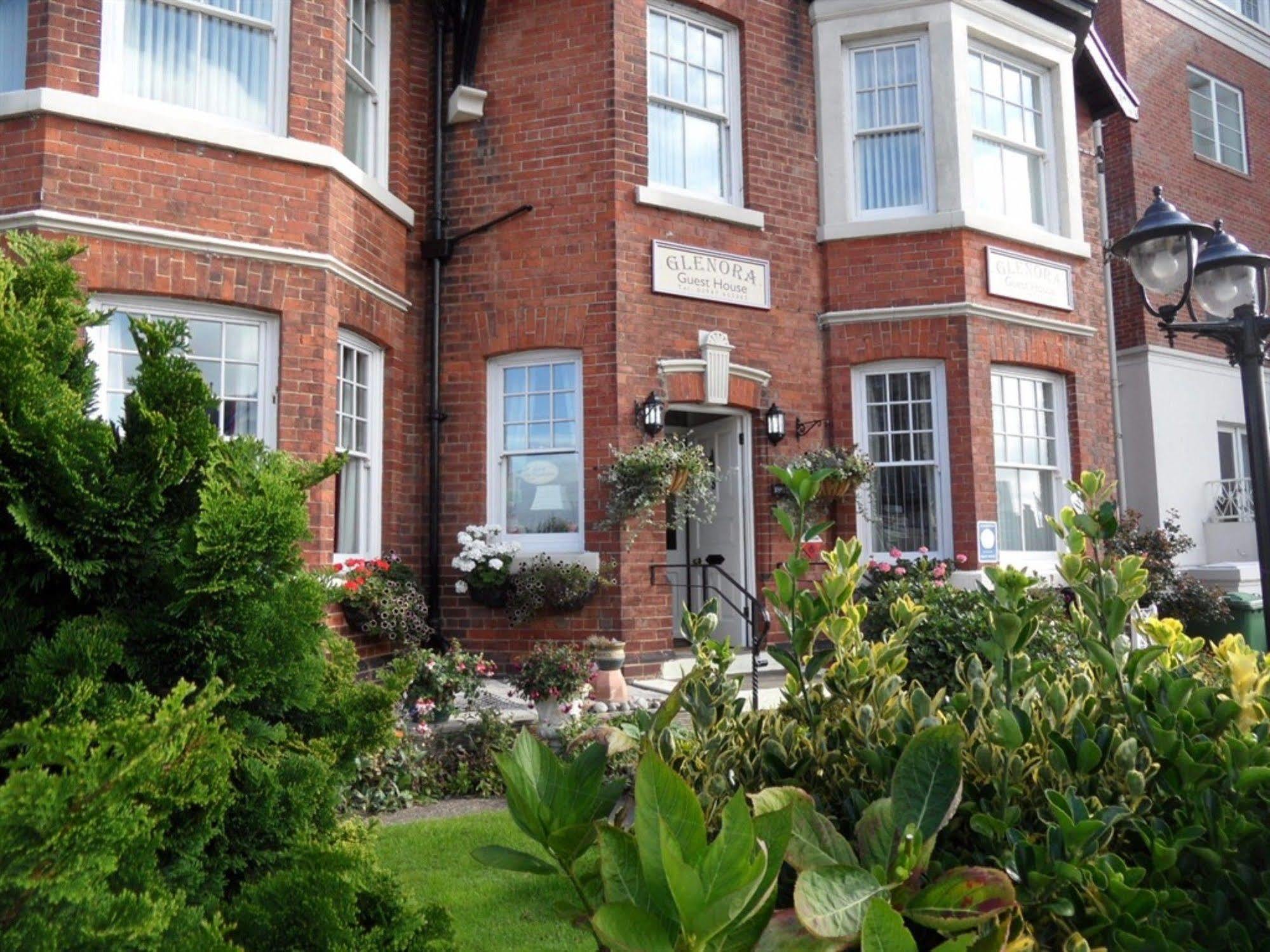 Glenora Guest House Whitby Exterior foto